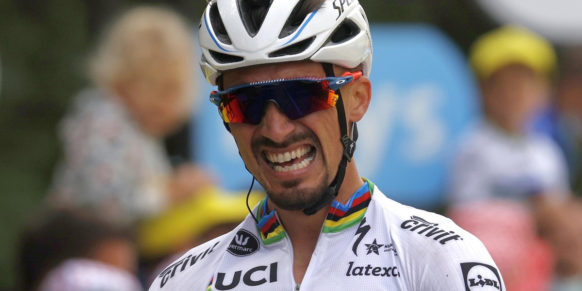 Tour de France, Alaphilippe in maglia gialla. Vinta la prima tappa