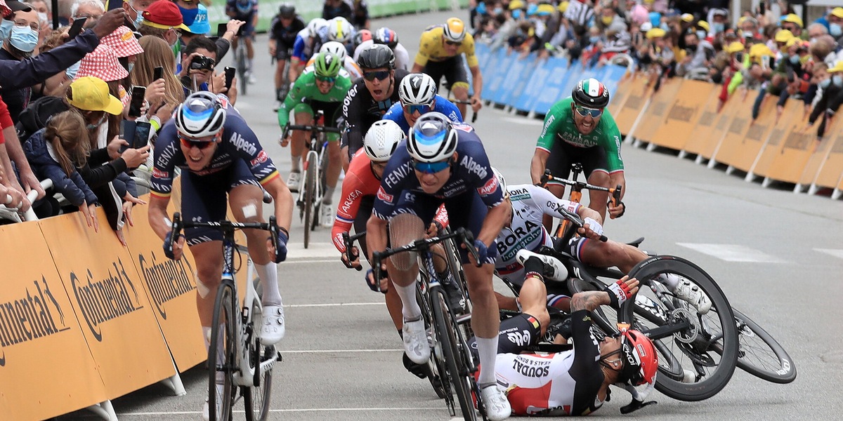 Tour de France: a Merlier la 3ª tappa, Van der Poel sempre maglia gialla