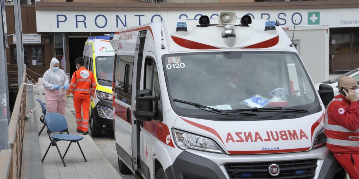 Covid, i dati in Italia: 389 positivi e 28 vittime