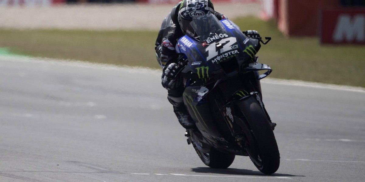MotoGp, il padre di Maverick Vinales: "Yamaha fatta per la guida di Quartararo"