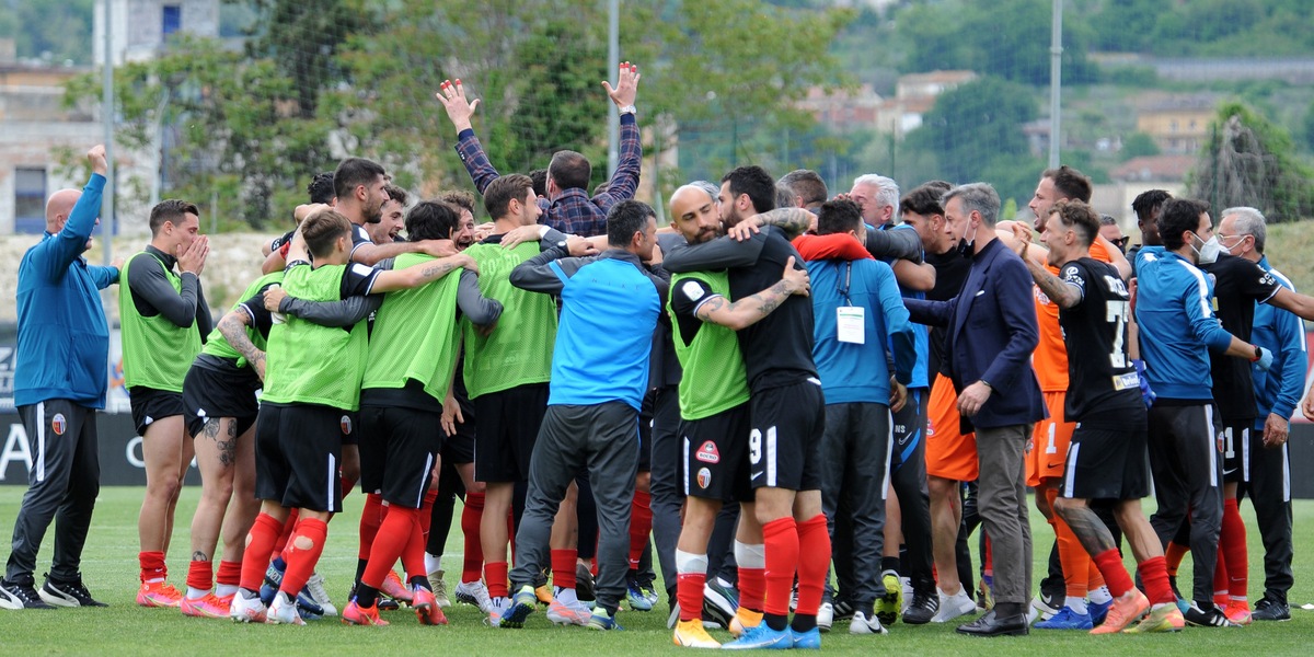 Ascoli, due positivi al Covid nel gruppo squadra