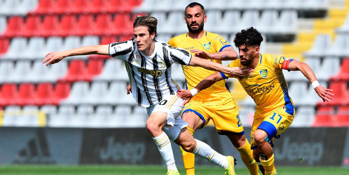 Serie C, gir. A: sale il Como. Niente playout: 3 le retrocesse