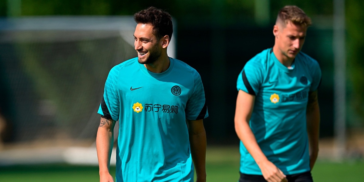 L'Inter di Inzaghi cala il poker: Calhanoglu subito in gol