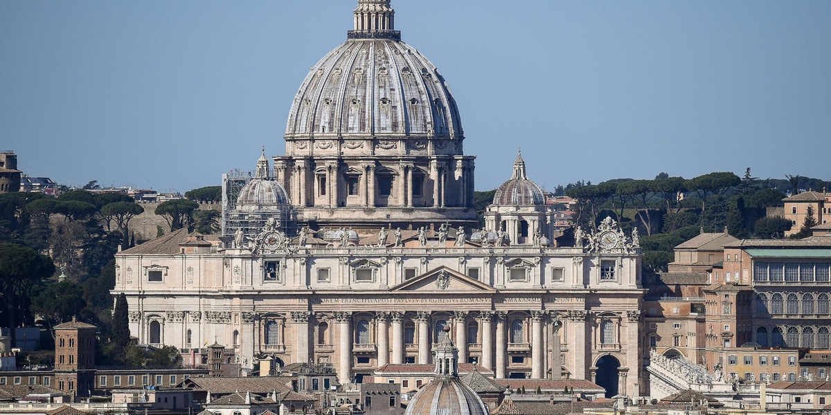 Vaticano pubblica l'elenco dei suoi beni. Utile in calo di 51 milioni