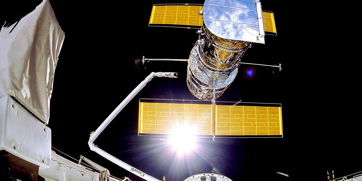 Hubble: scoperto vapore acqueo su Ganimede, la luna di Giove