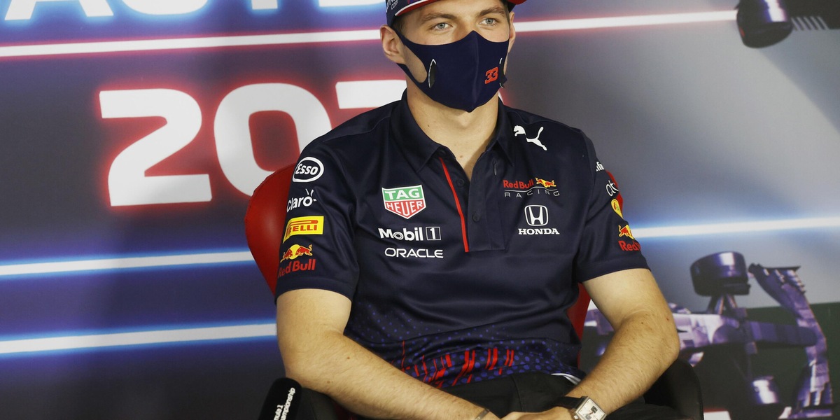 F1, Verstappen: "Silverstone ha mostrato com'è veramente la Mercedes"