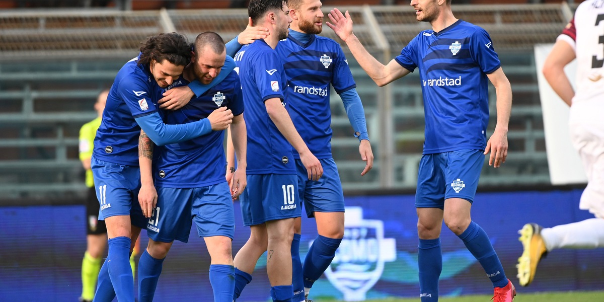 Como, arriva Parigini in prestito dal Genoa