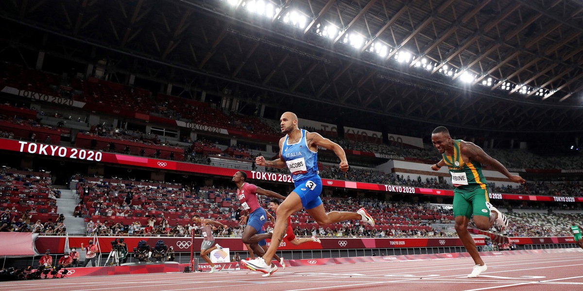 100 metri, leggenda Jacobs: è medaglia d'oro!