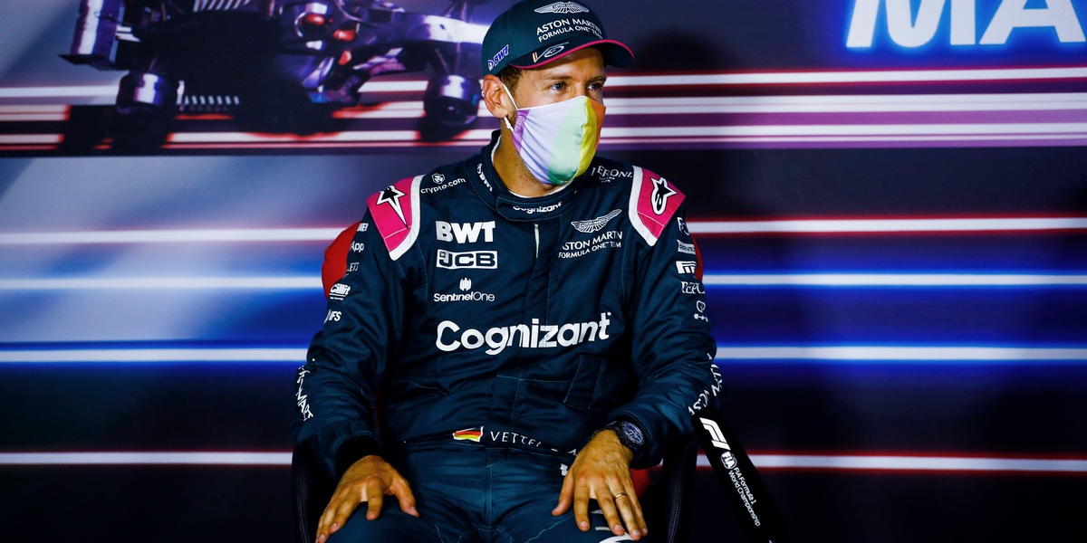 F1: Vettel squalificato dal Gp d'Ungheria, Sainz sale sul podio