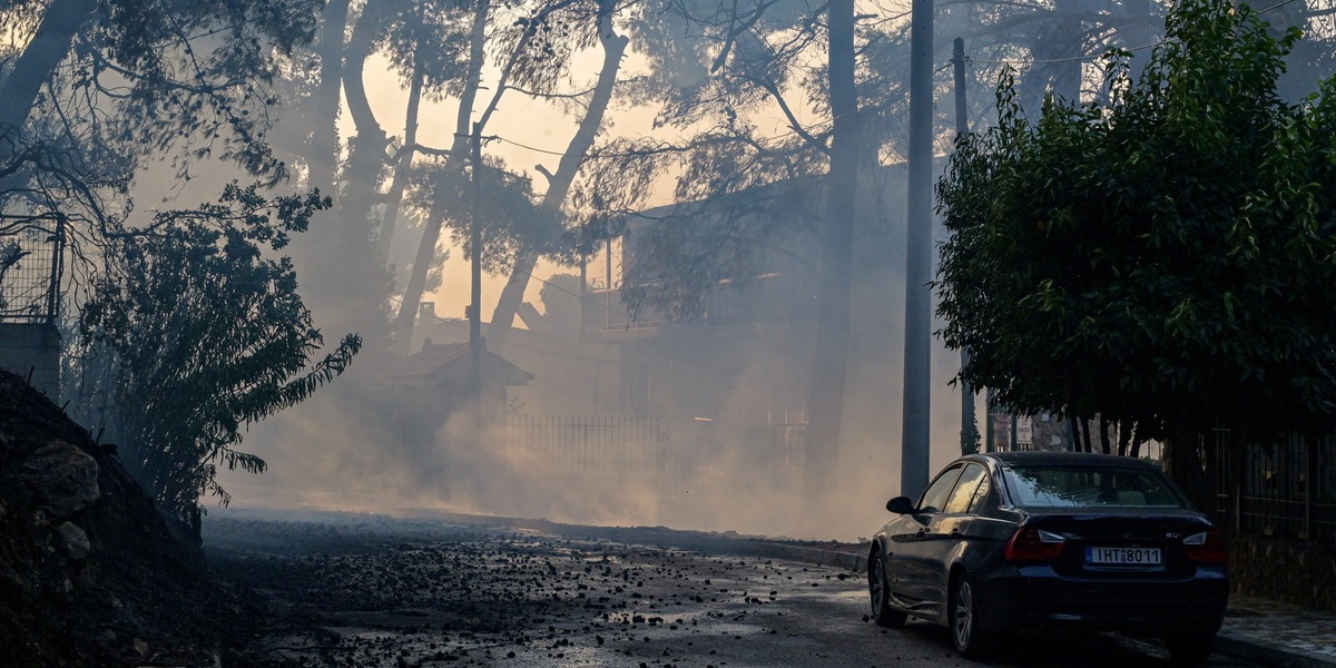 La Grecia è in fiamme: Evia nella morsa del fuoco