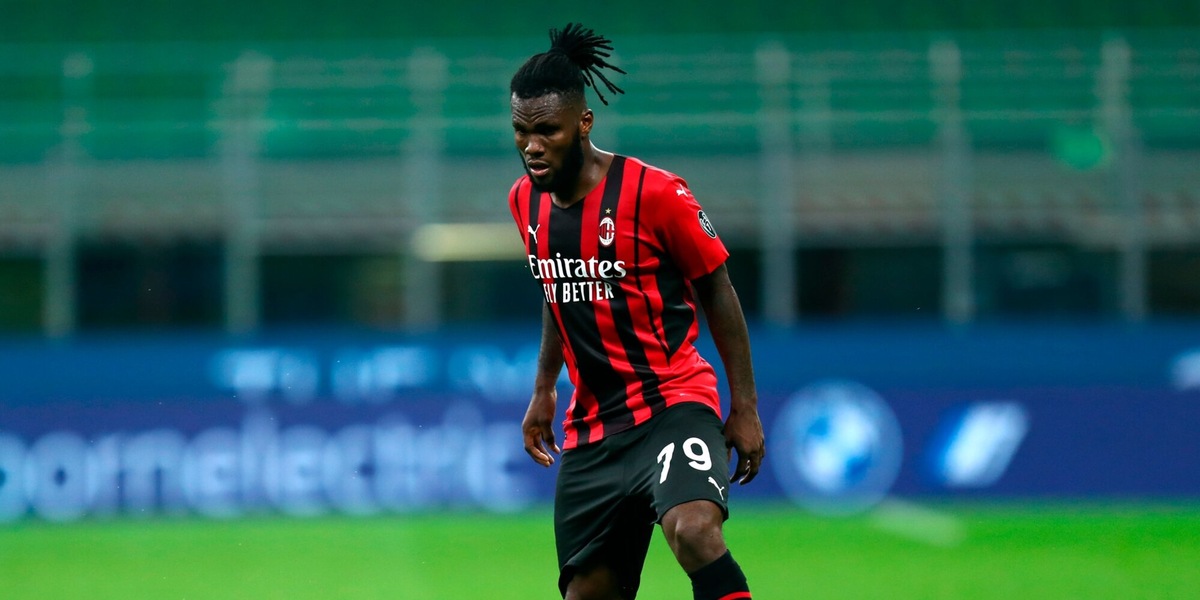Milan, Kessie out e serve un centrocampista: Adli il primo nome