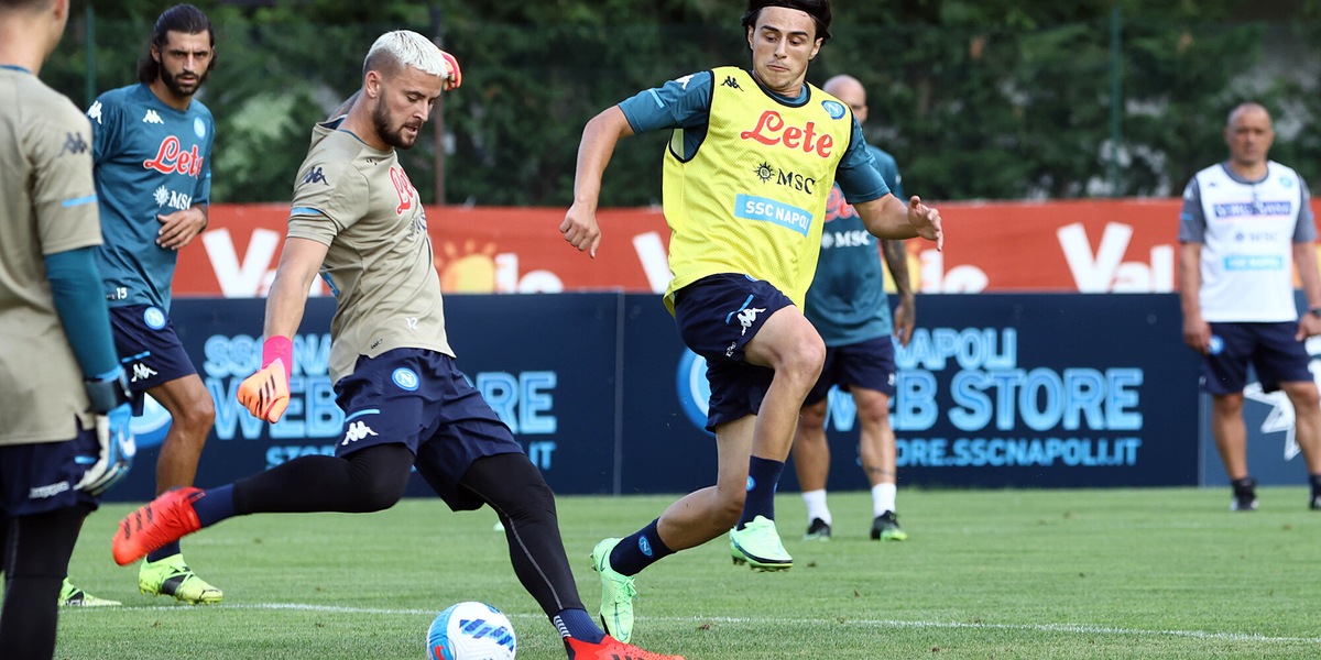 Serie B, il Crotone si affida alle mani di Contini