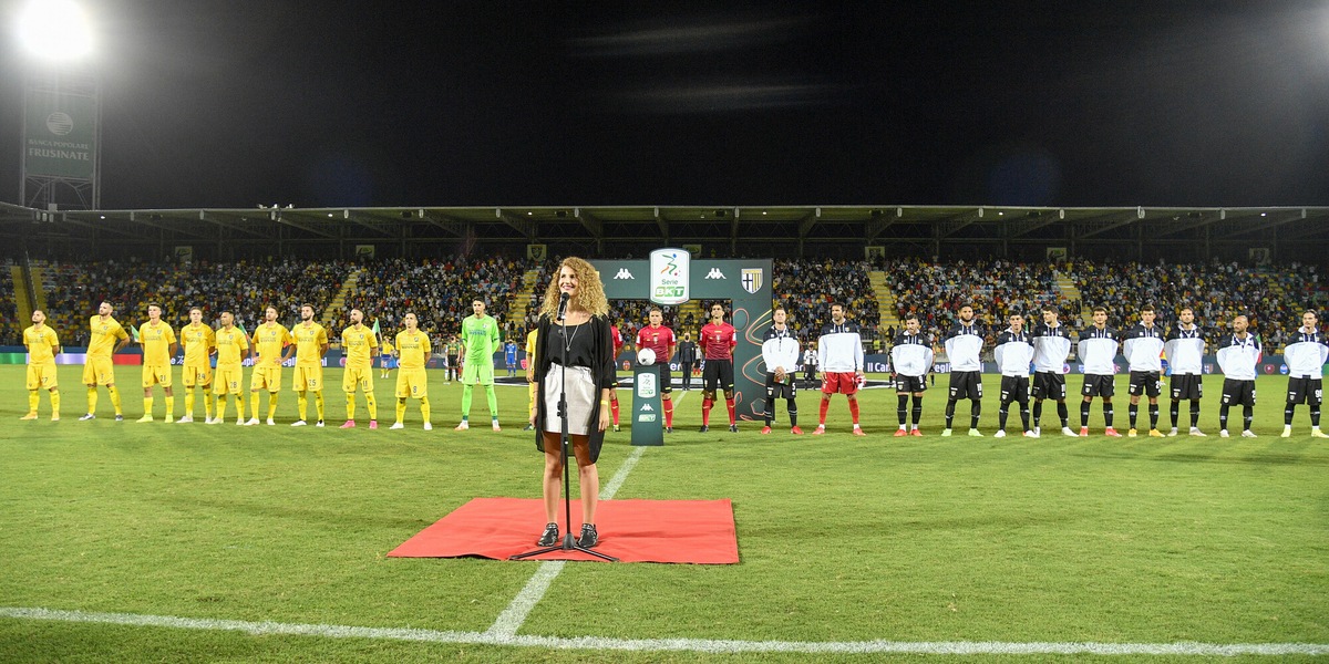 Tragedia prima di Frosinone-Parma: morto un tifoso gialloblù