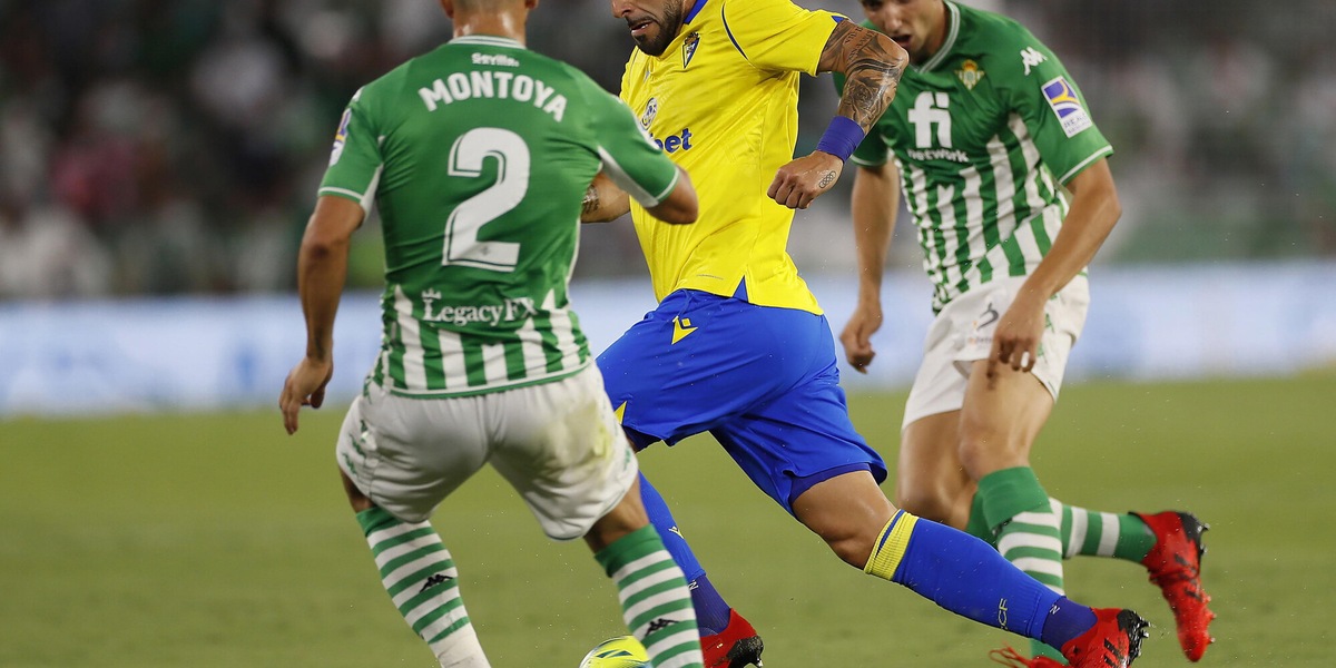 Liga, Il Betis domina, ma non sfonda: con il Cadice finisce 1-1