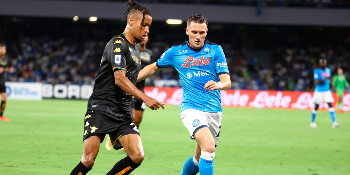 Napoli, esami per Zielinski forte trauma contusivo