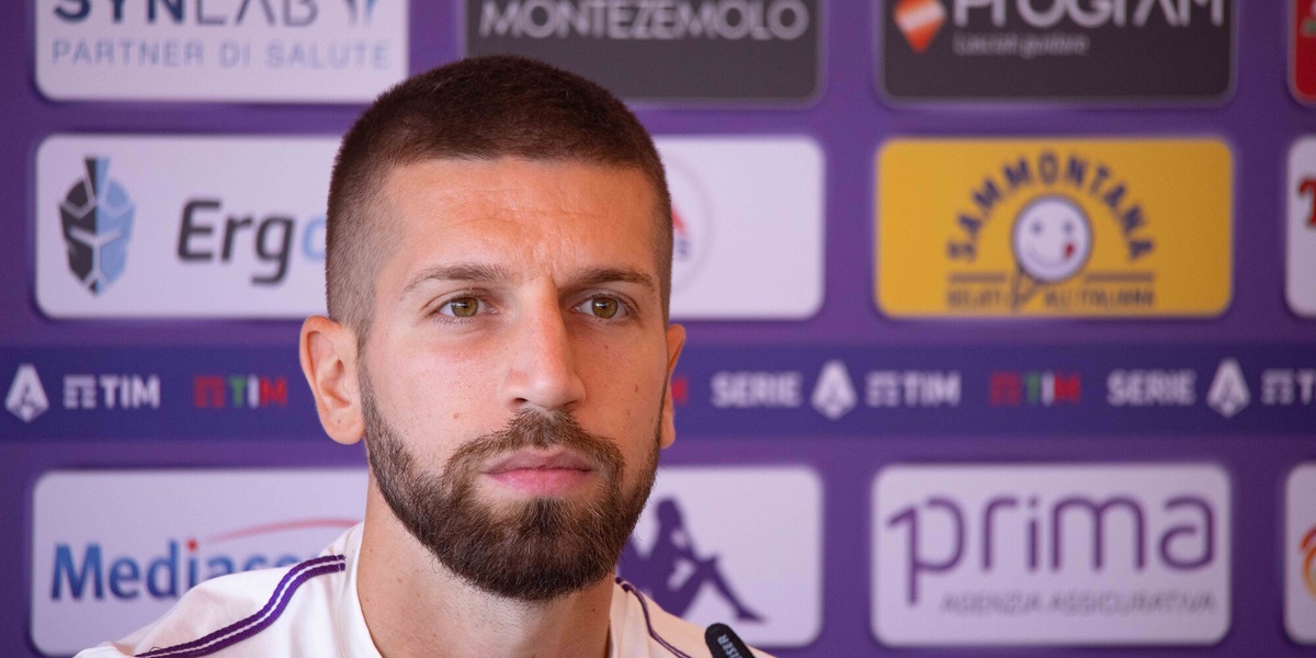 Fiorentina, Nastasic salta il Milan: lesione al polpaccio