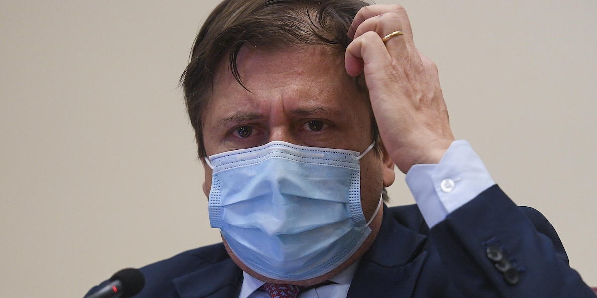 Covid in Italia, Sileri: "Immunità di gregge? Il 70% non basta più"