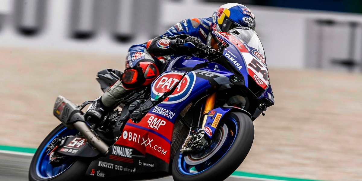 Superbike, Razgatlioglu insaziabile in Francia: trionfa anche in gara-2