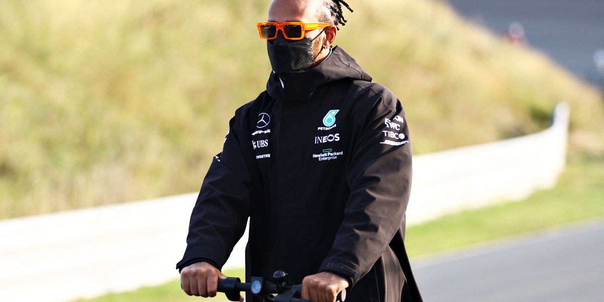 F1 Gp Olanda, Hamilton: "Costretti a inseguire, guarderemo i dati di Bottas"