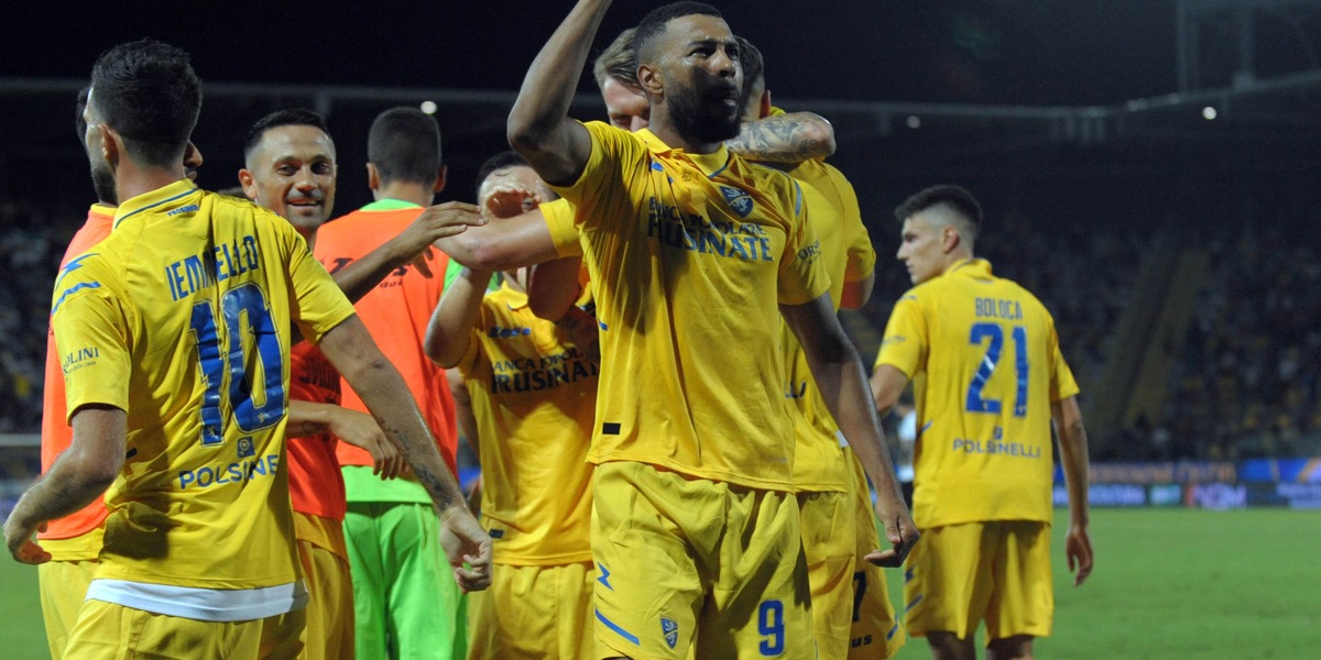 Frosinone, preso il portiere ex Perugia Minelli