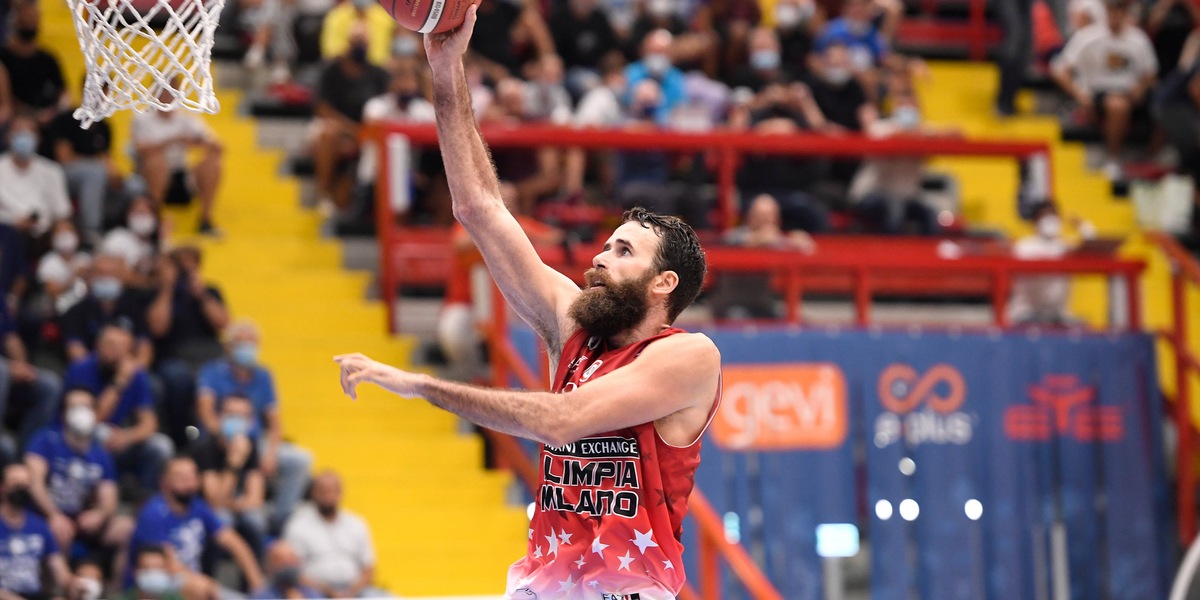 Serie A, l'Olimpia Milano vince all'esordio. Napoli ko