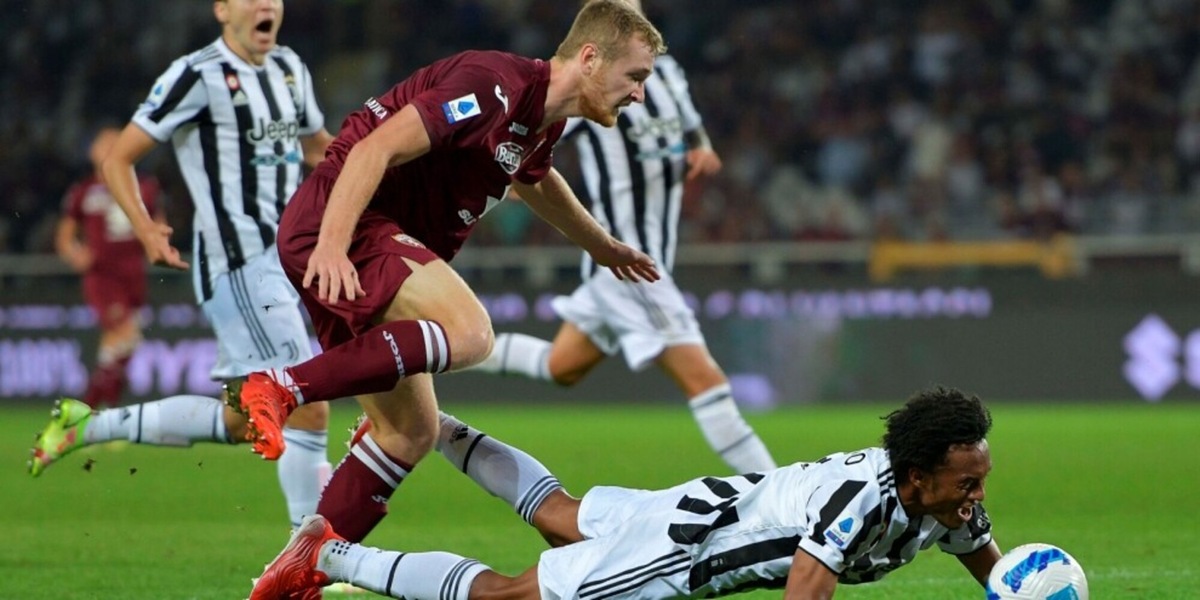 Torino-Juve, la moviola: il contatto Pobega-Cuadrado inizia fuori area. Non c'è il rigore