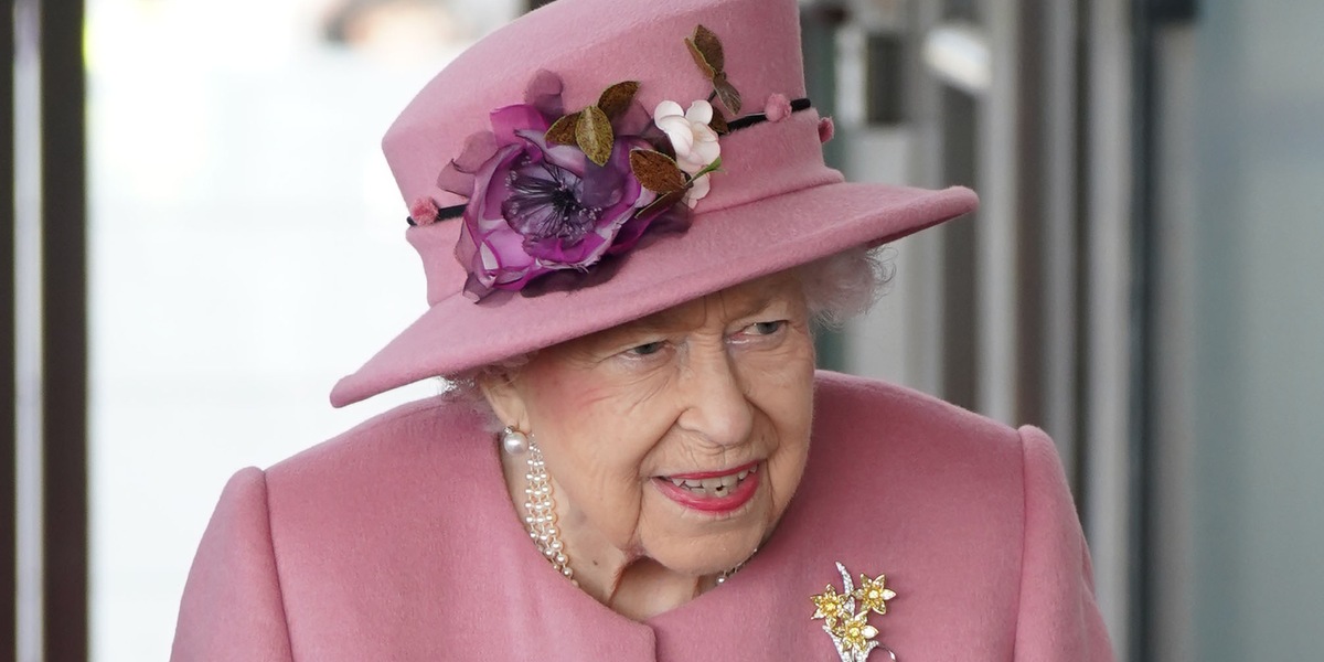 Regina Elisabetta, niente più Martini a fine giornata: il motivo