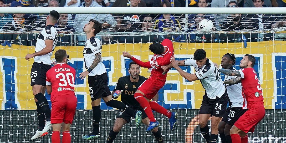 Serie B, Buffon e il Parma non decollano: col Monza è 0-0