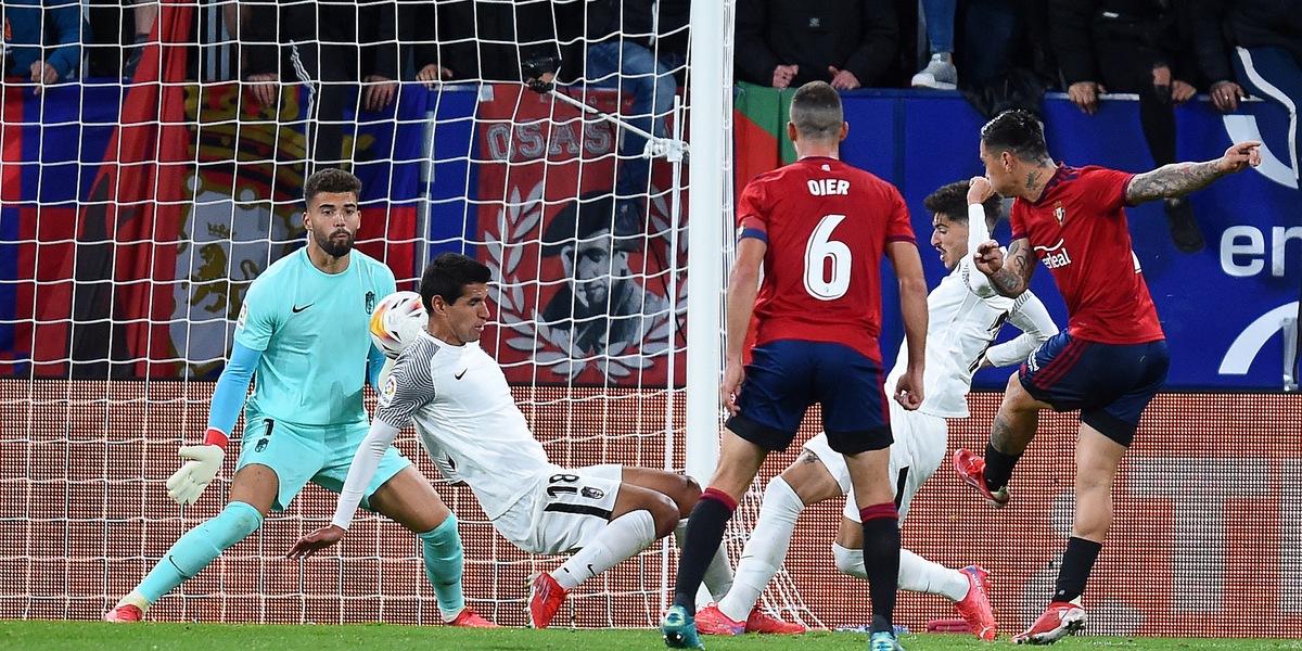 Liga, Osasuna beffato all'89: Montoro regala l'1-1 al Granada