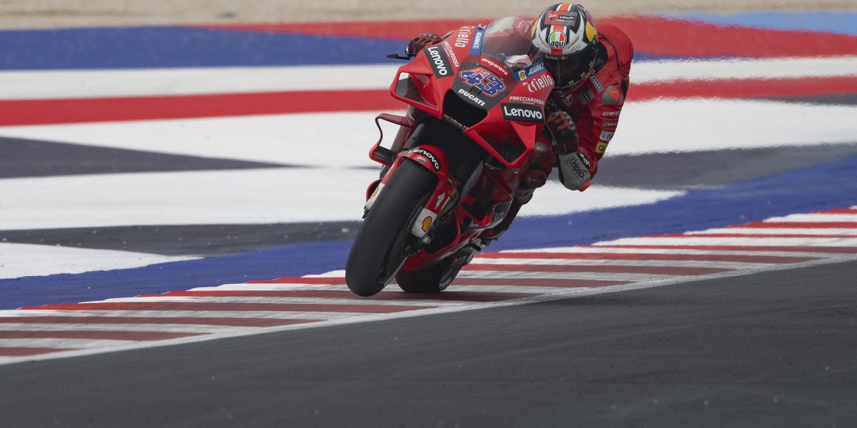 MotoGp: Miller comanda le libere 2 a Valencia, Valentino Rossi 21°