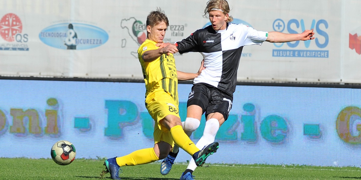Siena, vittoria thrilling: 3-2 con l'Olbia. Mantova-Pro Sesto 1-0
