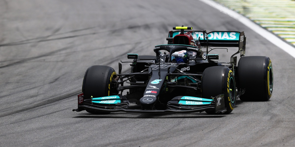 F1: Bottas vince la Sprint Race in Brasile davanti a Verstappen, terzo Sainz