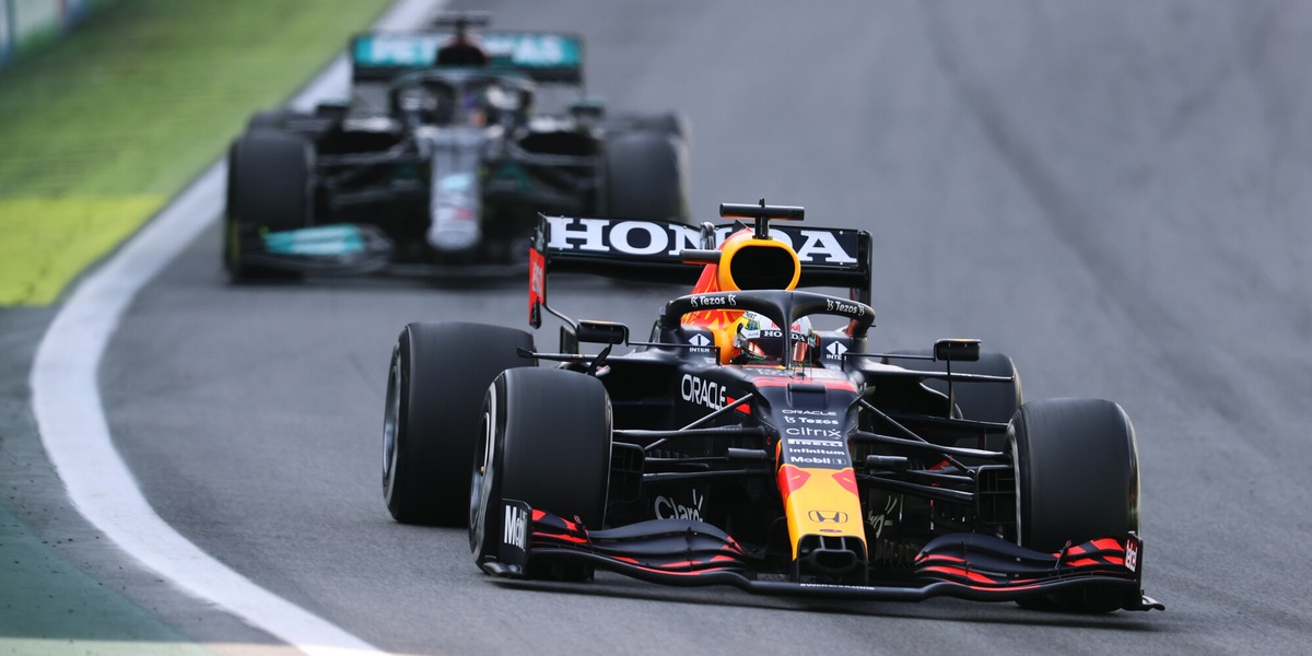 F1: respinta la richiesta di Mercedes, niente revisione dell'episodio Hamilton-Verstappen