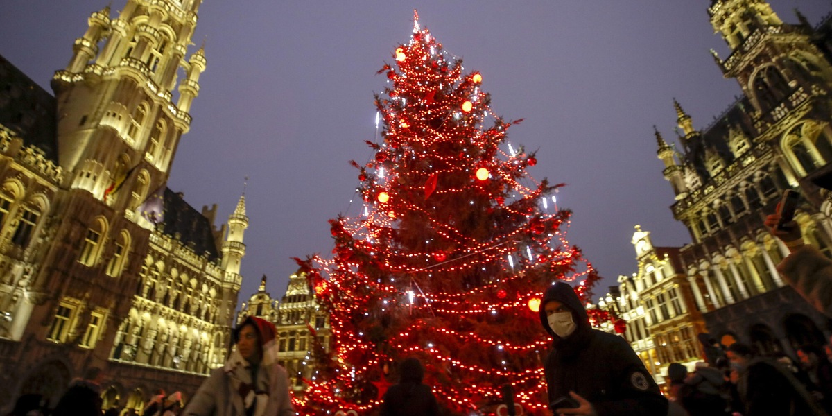 Natale, l'Ue ritira le linee guida sul linguaggio inclusivo
