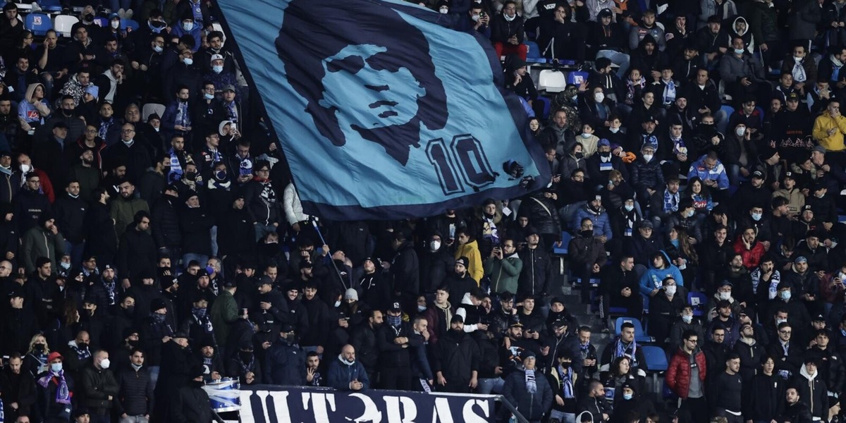Napoli, daspo per sei tifosi: i fatti risalgono alla sfida contro il Leicester