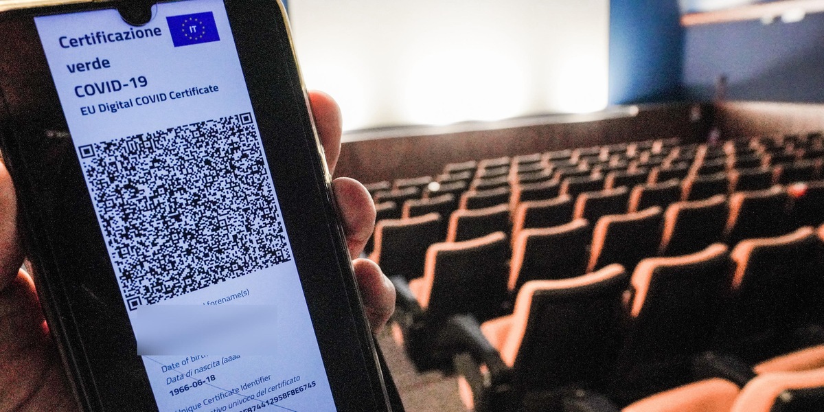 Cinema, bus, palestre e ristoranti: dove serve il super green pass