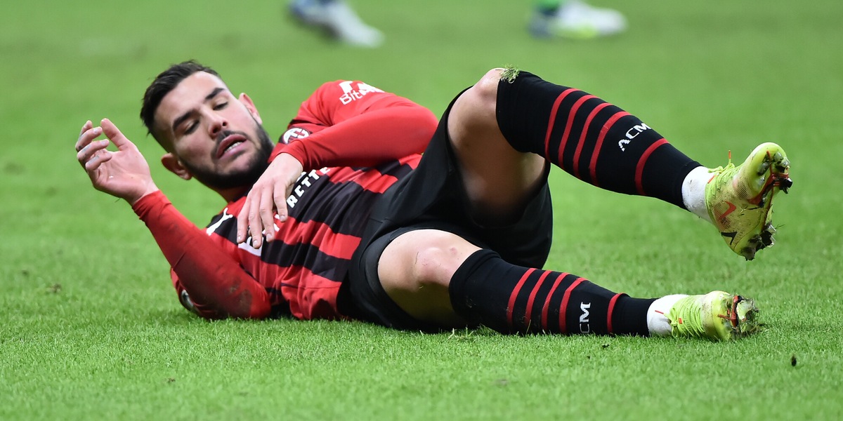 Milan, Theo Hernandez dà forfait: niente Napoli