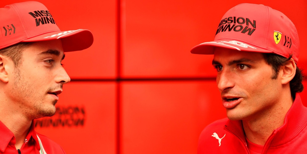 F1, Sainz: "Io e Leclerc partiamo alla pari"