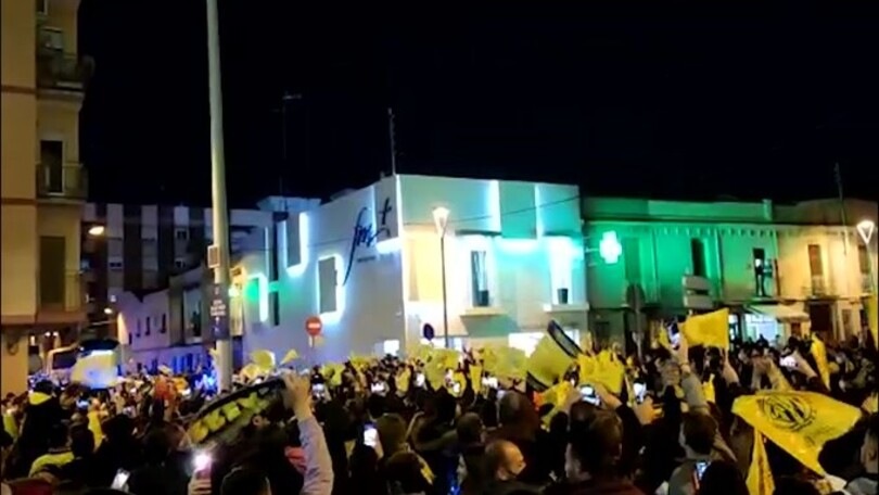 Villarreal-Juve lo spettacolare arrivo del pullman del Villarreal