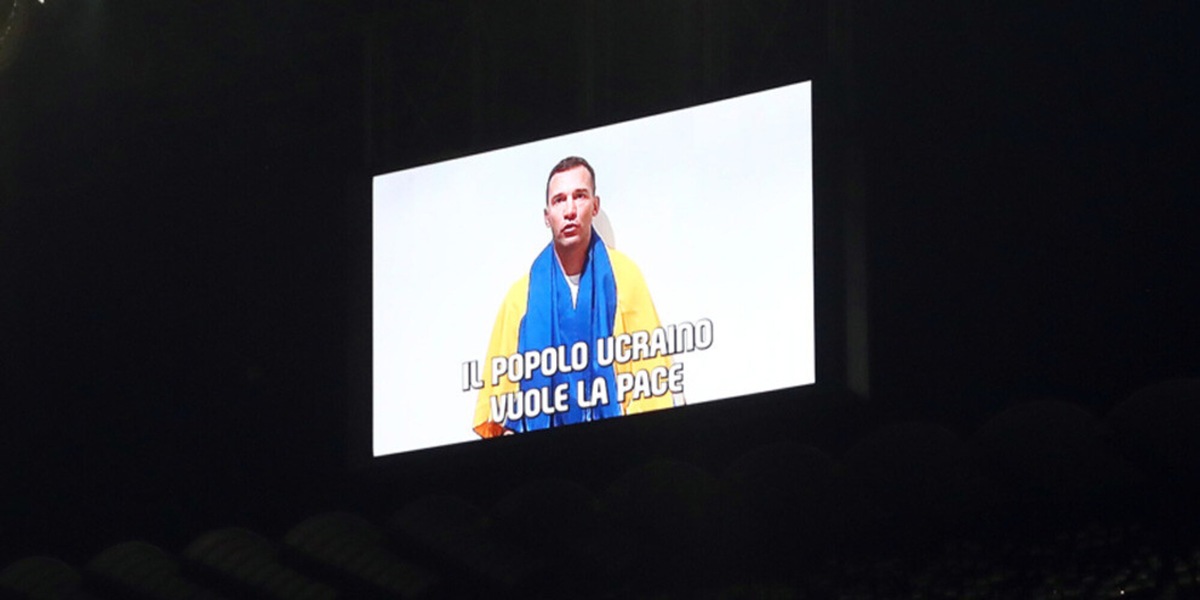 Ucraina, il messaggio di Shevchenko: "Fermiamo la guerra"
