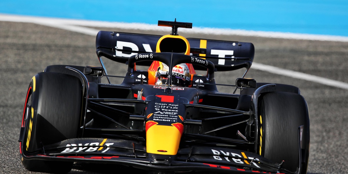 F1, Gp Bahrain: Verstappen comanda le libere 2 davanti alle Ferrari