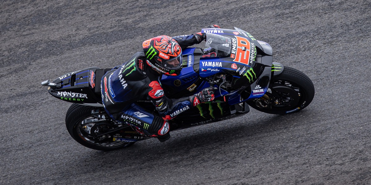 MotoGp, Gp Indonesia: Quartararo in pole position, sesto Bagnaia, Marquez lontano dopo due cadute