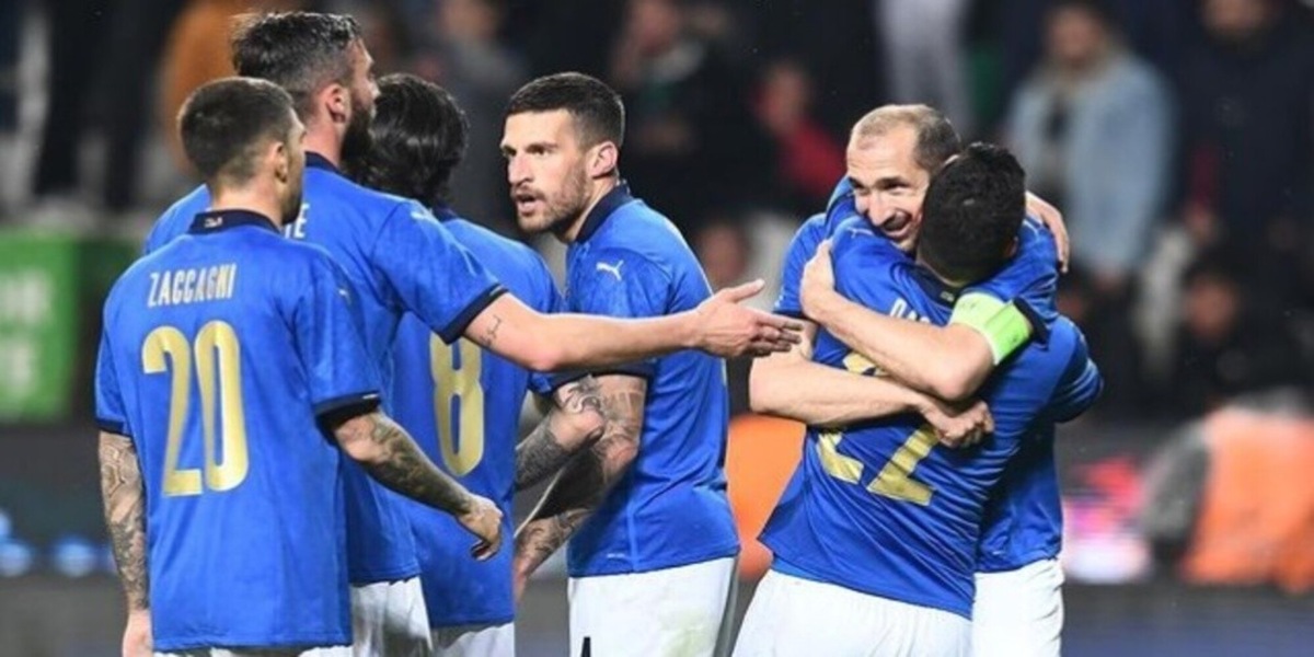 Chiellini sicuro: "Questi ragazzi scriveranno pagine importanti per l'Italia"