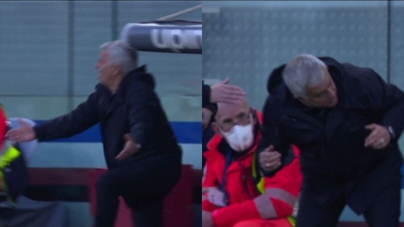 Mourinho, l'episodio in Samp-Roma: sbatte la testa contro la panchina