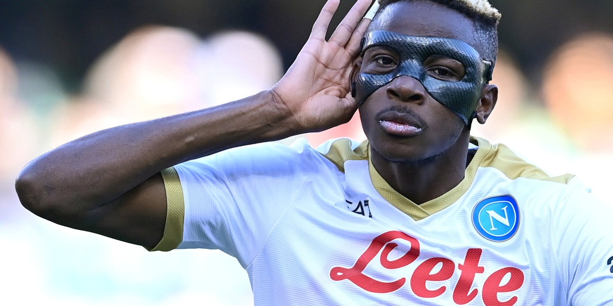 Osimhen, gli esami escludono lesioni: il comunicato del Napoli