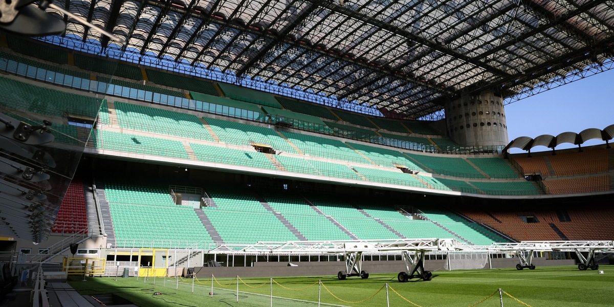 Bicchiere di urina lanciato durante Inter-Verona: daspo a un tifoso