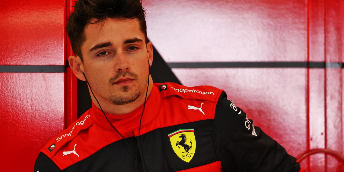 Charles Leclerc "premiato" con il Tapiro d'Oro dopo il furto dell'orologio da due milioni