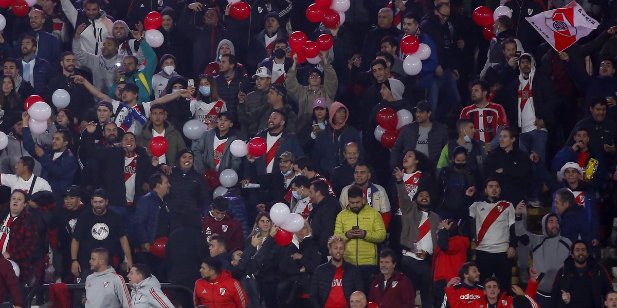 Conmebol, lotta al razzismo: mano pesante contro club argentini