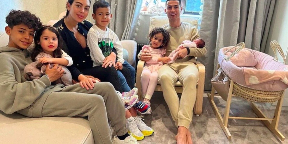 Ronaldo, l'annuncio di Georgina: ecco il nome dell'ultima figlia