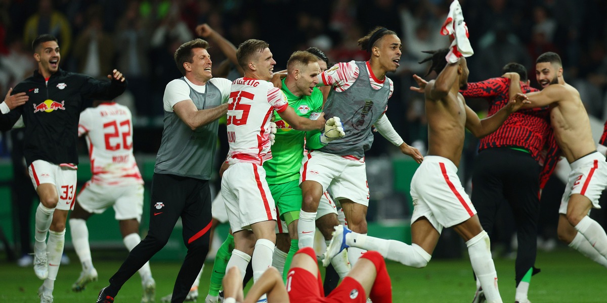 DFB Pokal, storico Lipsia: Friburgo piegato ai rigori e primo trofeo